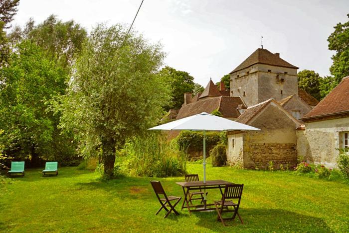 Chateau De Vesset Treteau Bagian luar foto